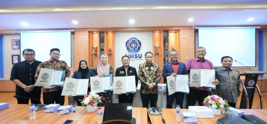 Rektor Umsu Serahkan Sk Dosen Tamu Internasional Dari Unimap Dan Usm